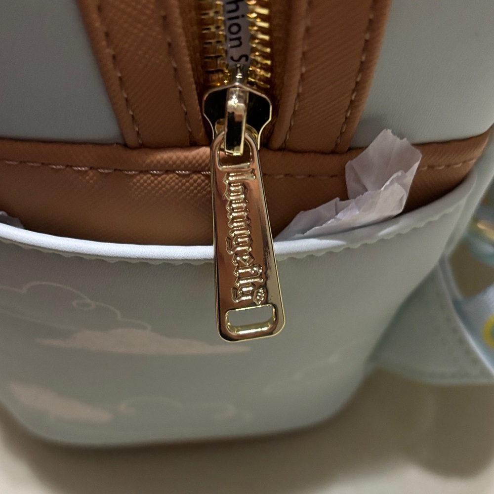 Loungefly Hardtag: Up - NWT - Picture 11 of 12